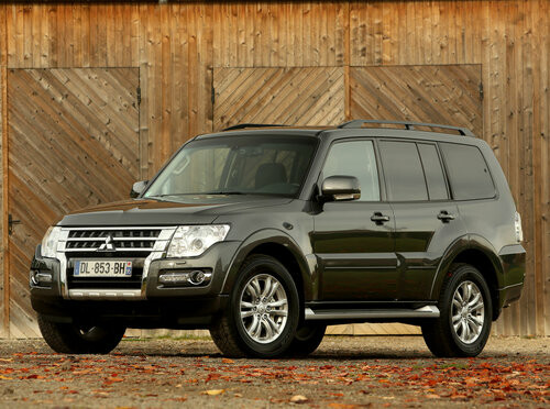 Коврики текстильные "Комфорт" для Mitsubishi Pajero IV (suv / V90 (5 дв.)) 2014 - 2020, черные, 3шт.