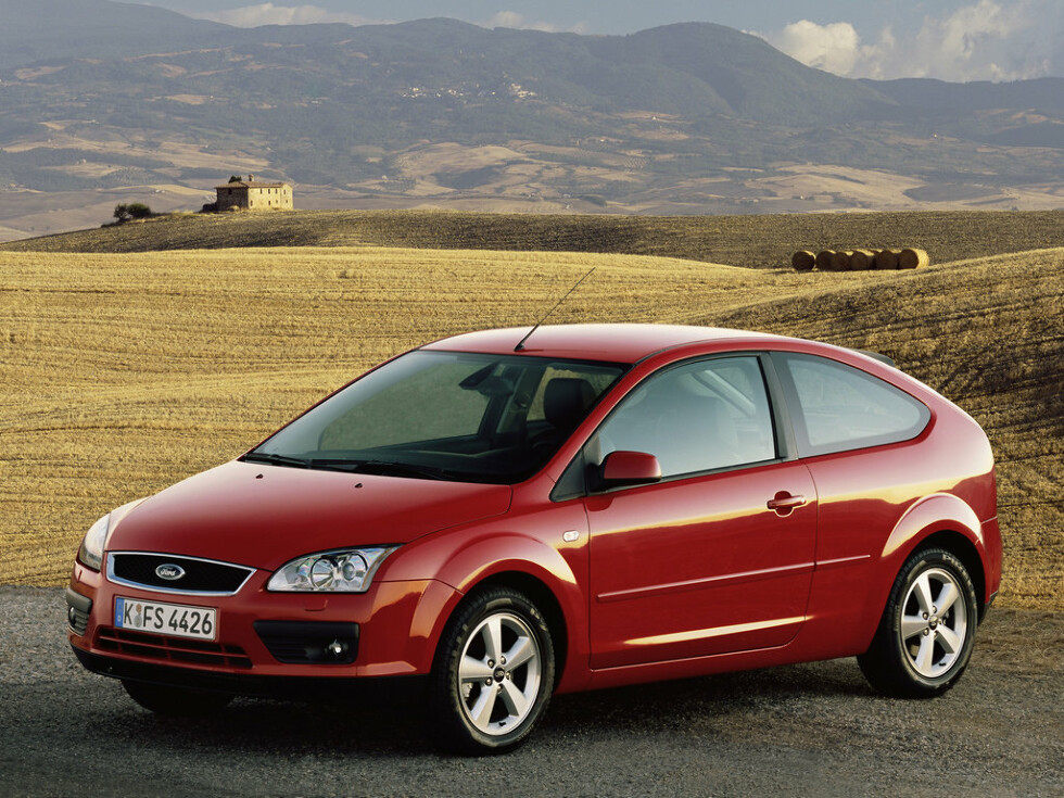 Коврики текстильные "Классик" для Ford Focus II (хэтчбек 5 дв / CB4) 2004 - 2008, черные, 5шт.